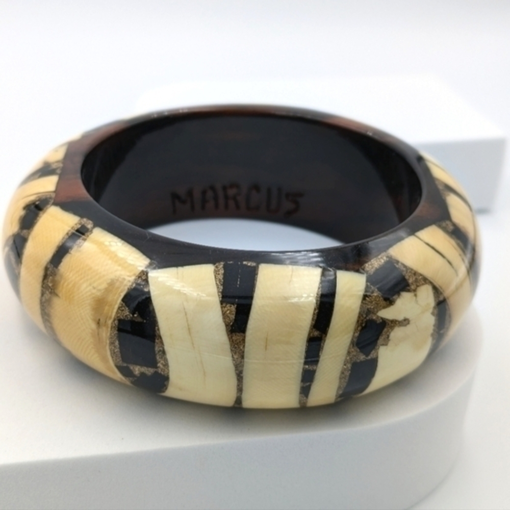 Vintage signed unique heavy bangle